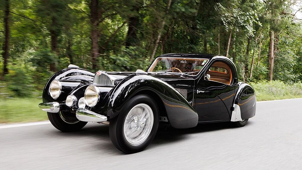 Monterey Car Week: топ-5 самых дорогих машин, проданных на аукционе