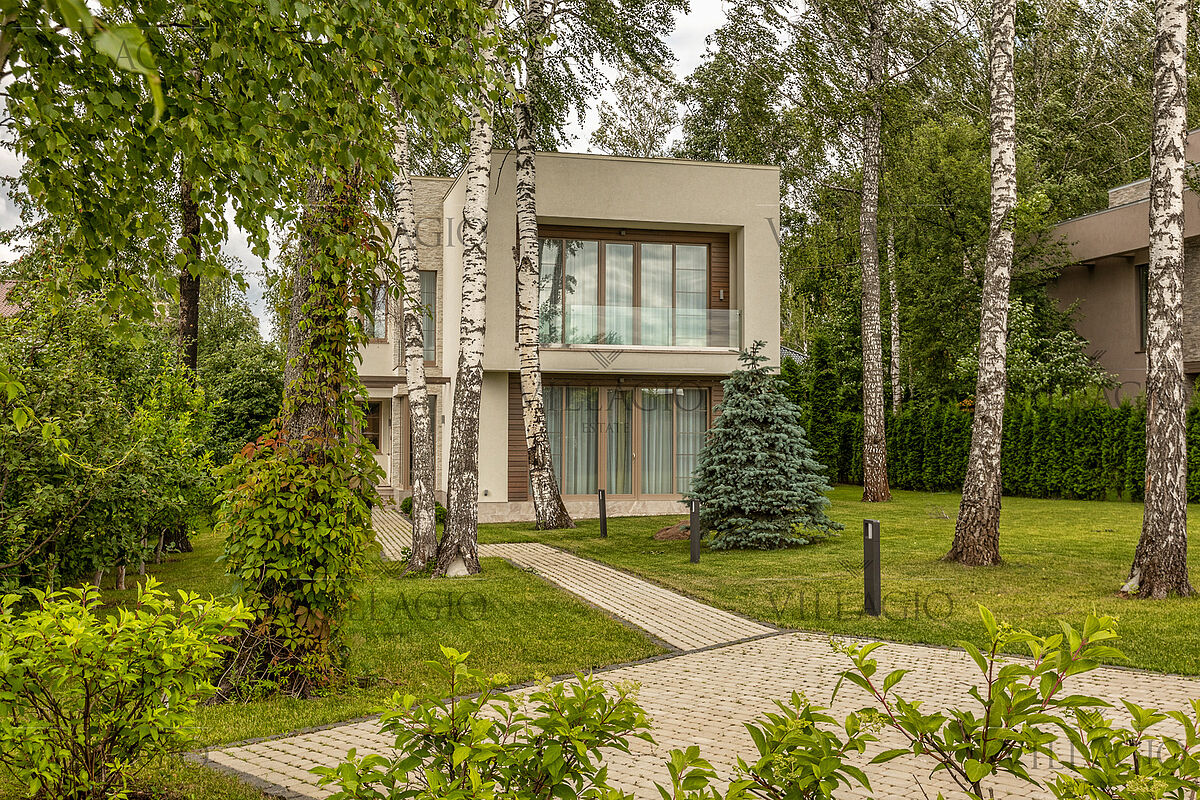 Монтевиль