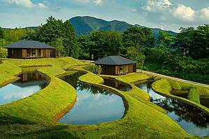 В Японии открылся необычный спа-отель на рисовых полях 