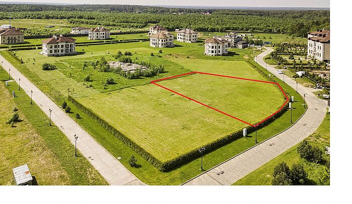 Участок в элитном Поселке