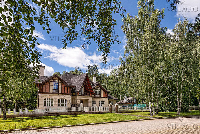Особняк с лифтом и spa-зоной